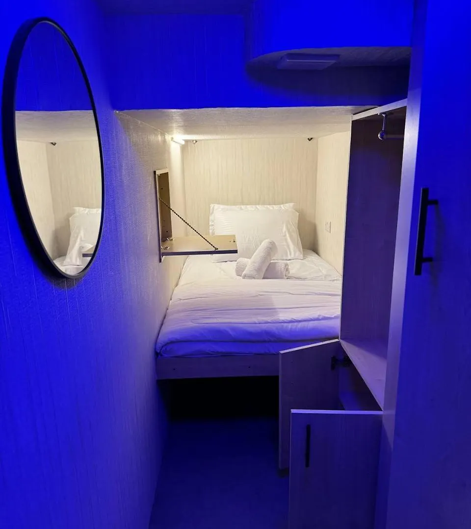 Capsule Room In Business Bay Near Downtown Dubai Capsule hotel