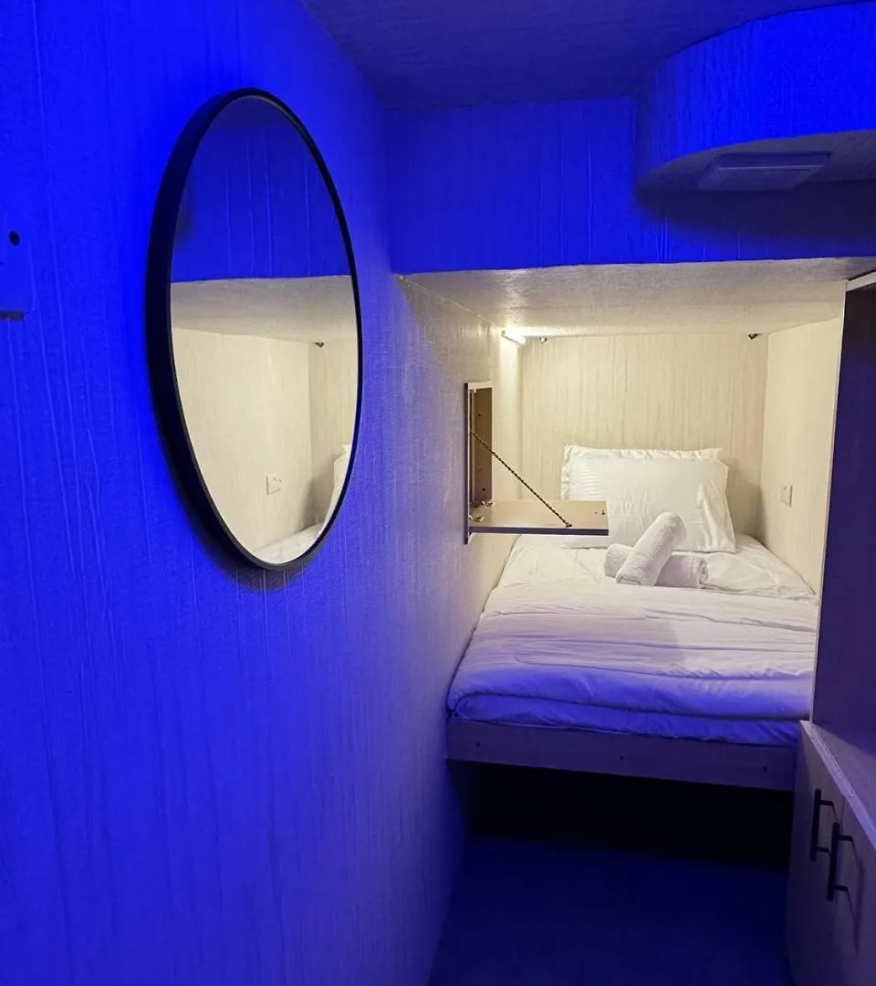 Capsule hotel Capsule Room In Business Bay Near Downtown Dubai